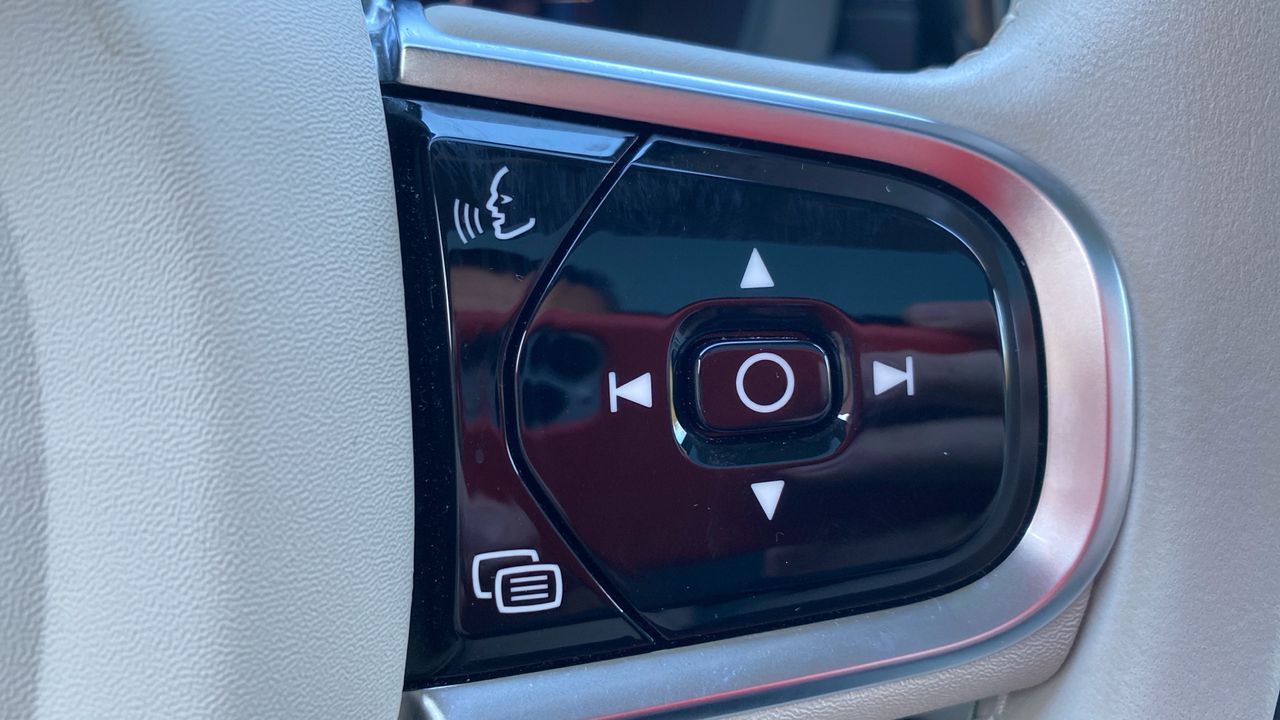 Volvo XC60 2.0 T6 RECHARGE ULTIMATE BRIGHT AUTO 4WD 5P - foto 19