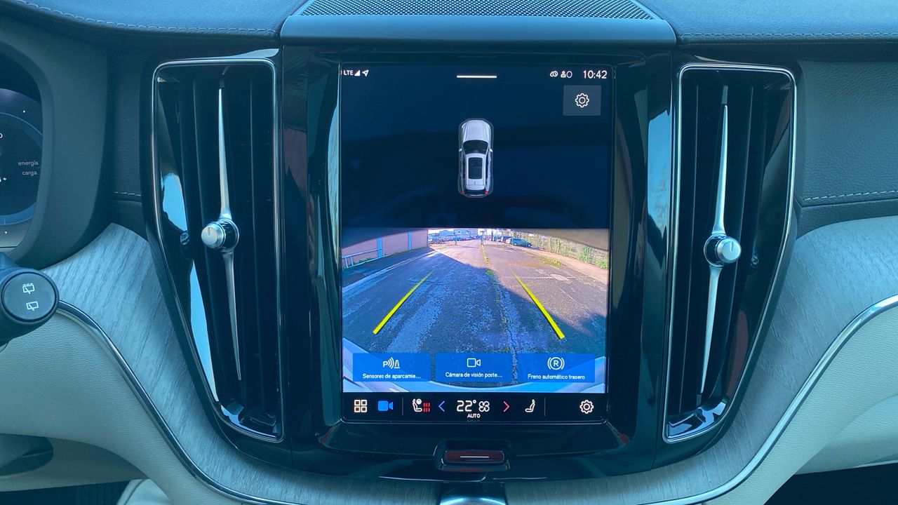 Volvo XC60 2.0 T6 RECHARGE ULTIMATE BRIGHT AUTO 4WD 5P - foto 17