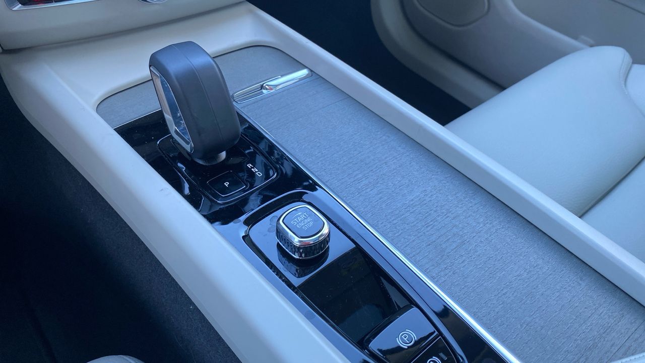 Volvo XC60 2.0 T6 RECHARGE ULTIMATE BRIGHT AUTO 4WD 5P - foto 21