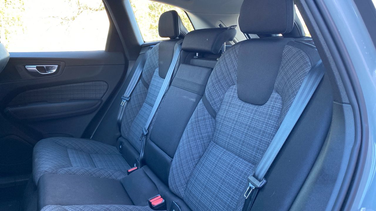 Volvo XC60 2.0 T6 RECHARGE CORE AUTO 4WD 5P - foto 9