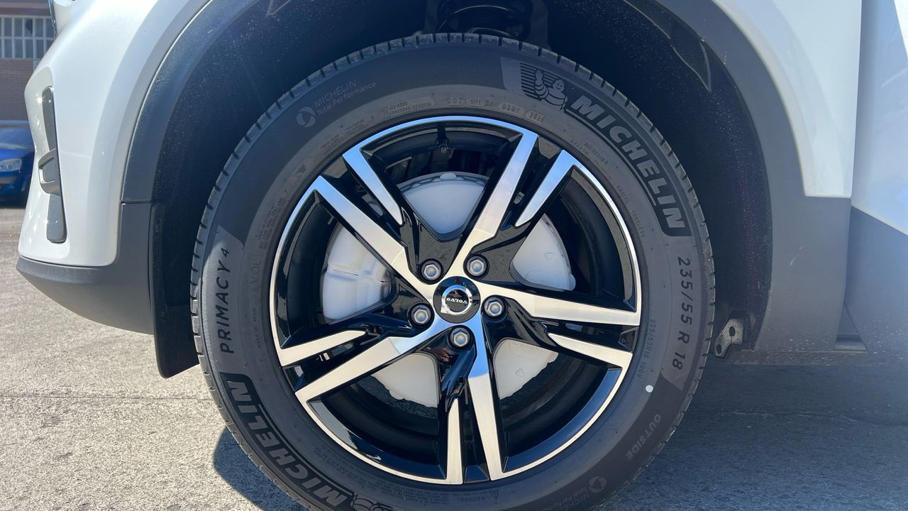 Volvo XC40 todoterreno 2.0 B3 MHEV CORE DCT 5P - foto 10