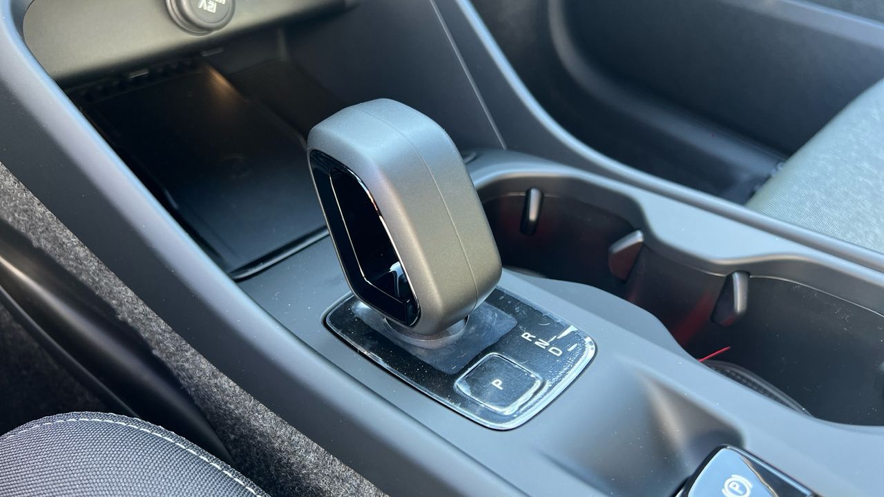 Volvo XC40 todoterreno 2.0 B3 MHEV CORE DCT 5P - foto 15