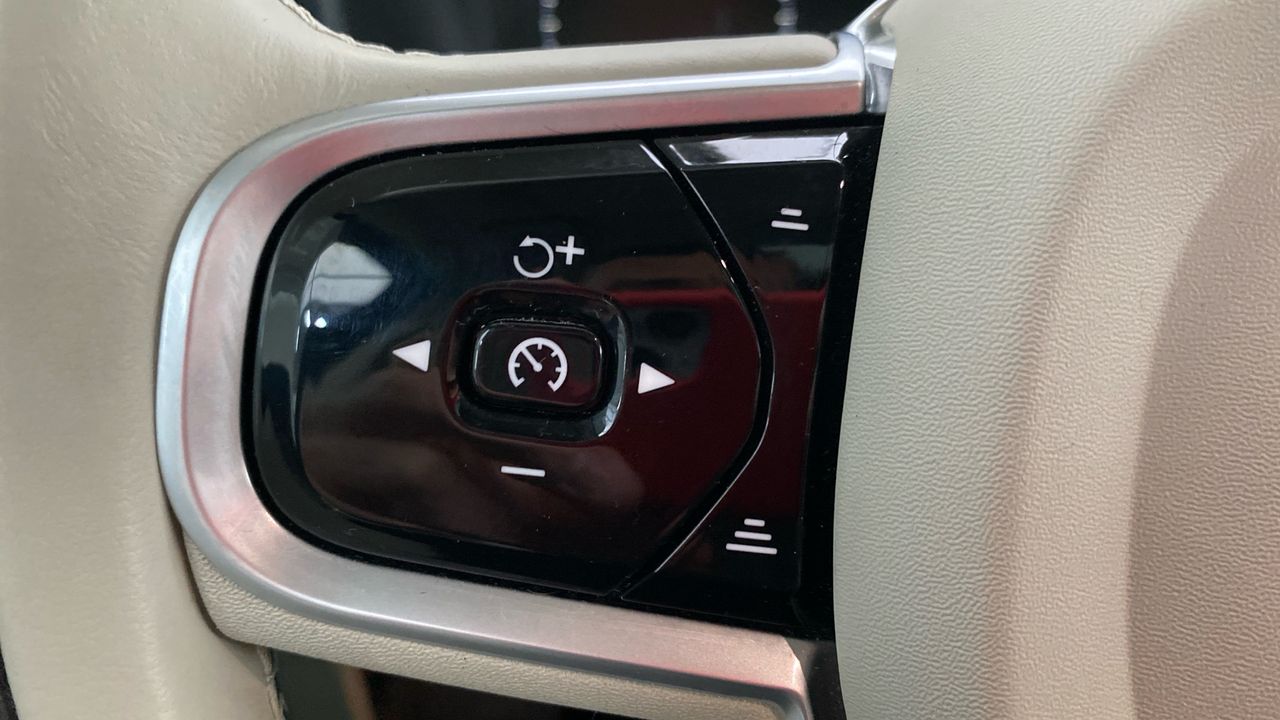 Volvo XC90 2.0 B5 D INSCRIPTION AWD AUTO 5P 7 PLAZAS - foto 18