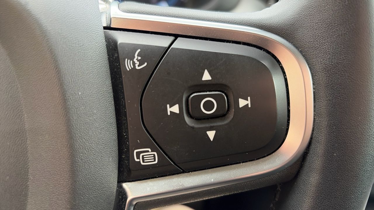 Volvo XC60 2.0 B4 D CORE AUTO 5P - foto 18