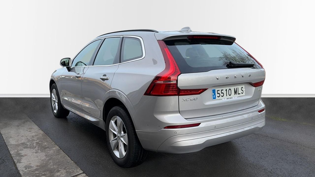 Volvo XC60 2.0 B4 D CORE AUTO 5P - foto 2