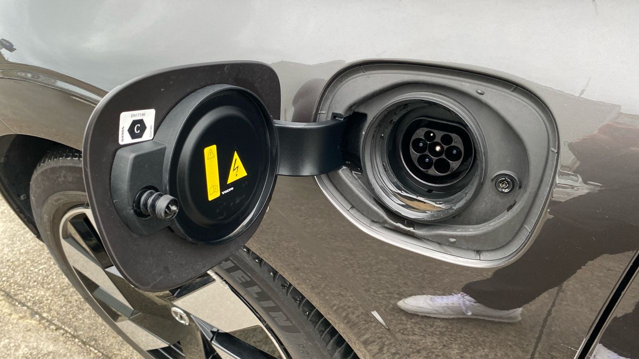 Volvo XC60 2.0 T6 RECHARGE ULTIMATE BRIGHT AUTO 4WD 5P - foto 15