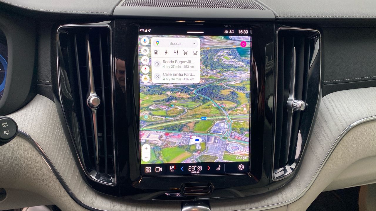 Volvo XC60 2.0 T6 RECHARGE ULTIMATE BRIGHT AUTO 4WD 5P - foto 17