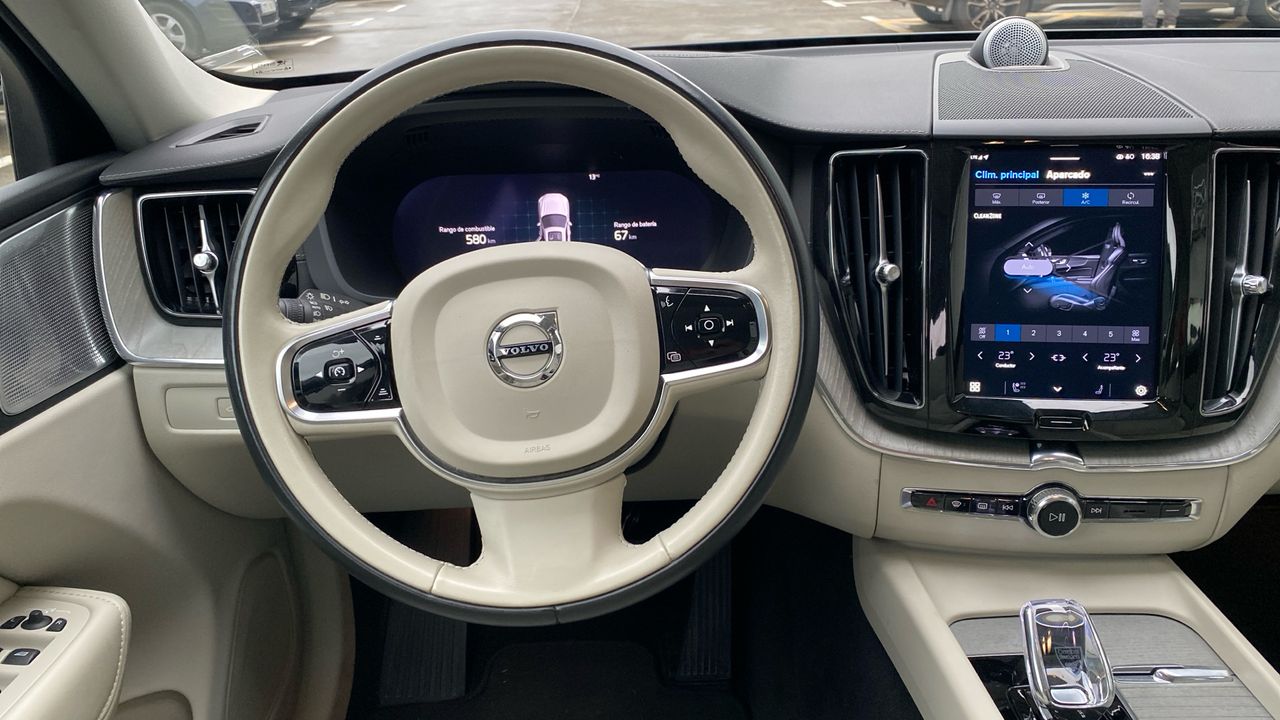 Volvo XC60 2.0 T6 RECHARGE ULTIMATE BRIGHT AUTO 4WD 5P - foto 11