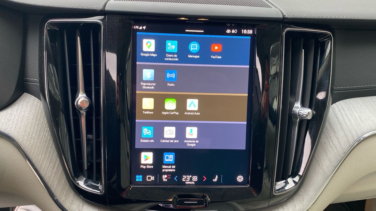 Volvo XC60 2.0 T6 RECHARGE ULTIMATE BRIGHT AUTO 4WD 5P - foto 13