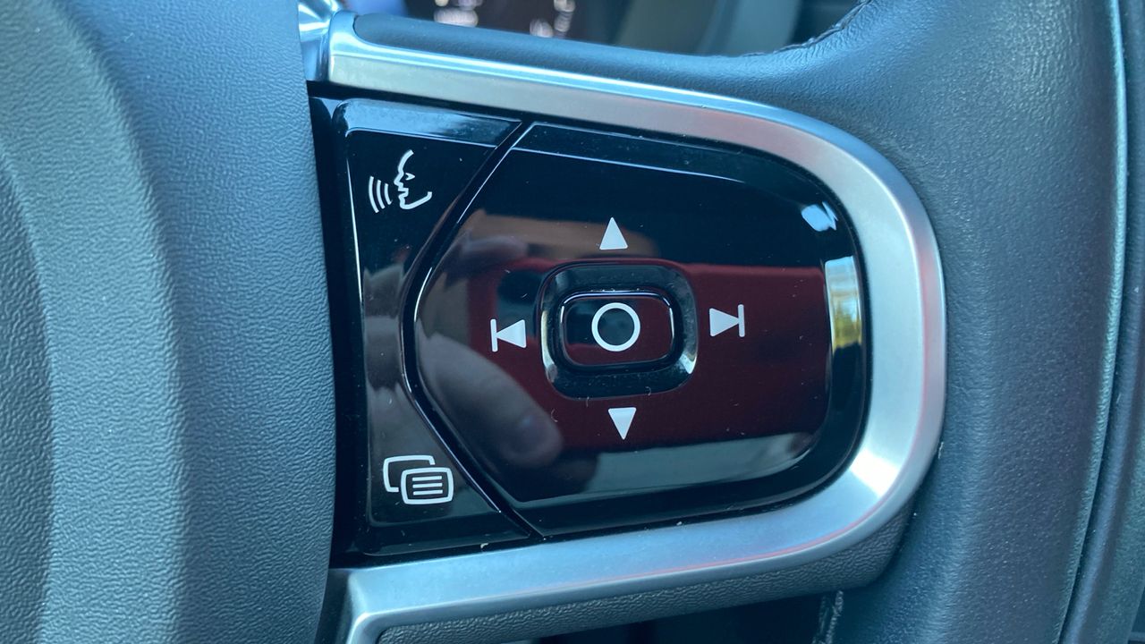 Volvo XC60 2.0 T6 RECHARGE INSCRIPTION AUTO 4WD 5P - foto 18