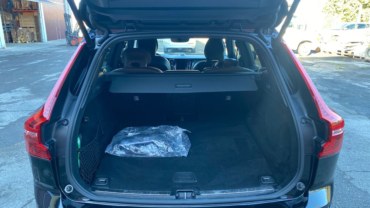 Volvo XC60 2.0 T6 RECHARGE INSCRIPTION AUTO 4WD 5P - foto 14