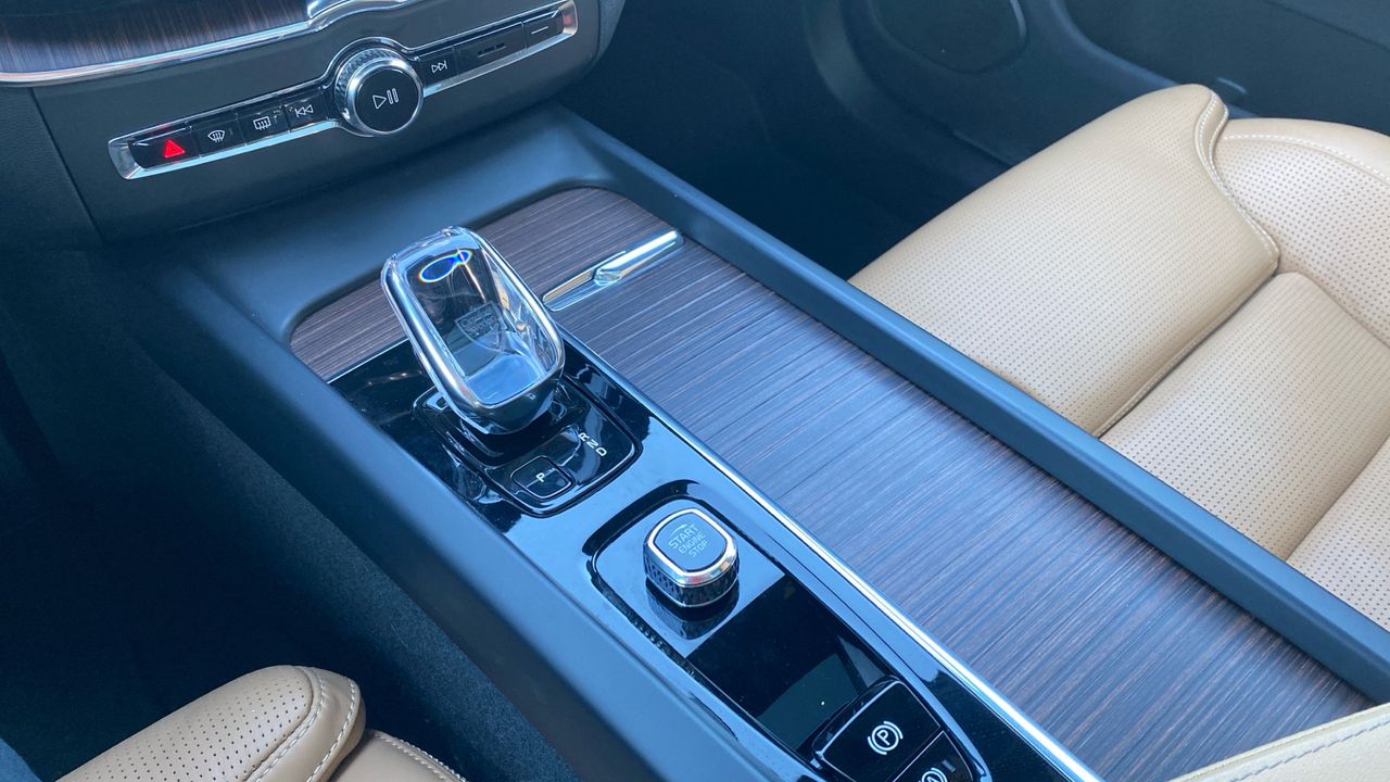 Volvo XC60 2.0 T6 RECHARGE INSCRIPTION AUTO 4WD 5P - foto 21