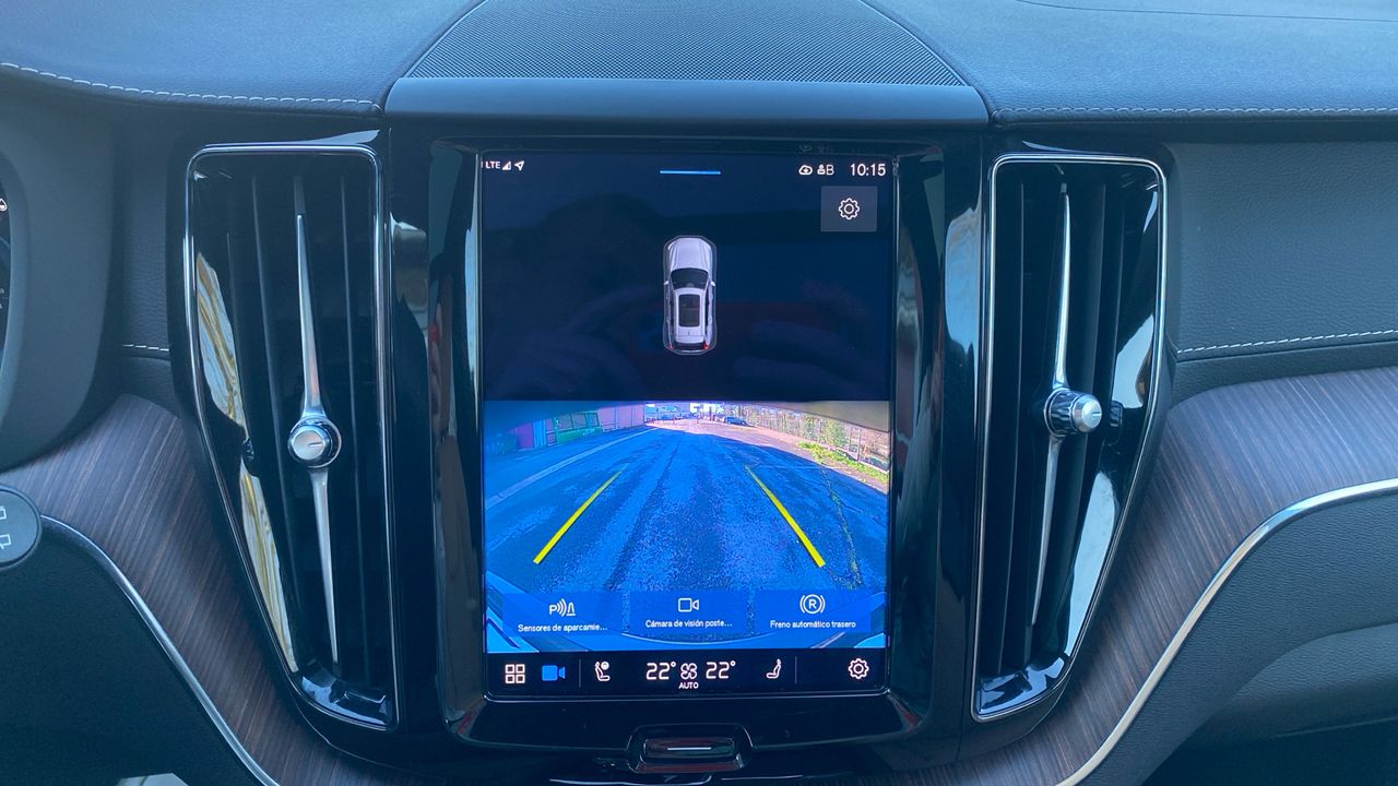 Volvo XC60 2.0 T6 RECHARGE INSCRIPTION AUTO 4WD 5P - foto 17