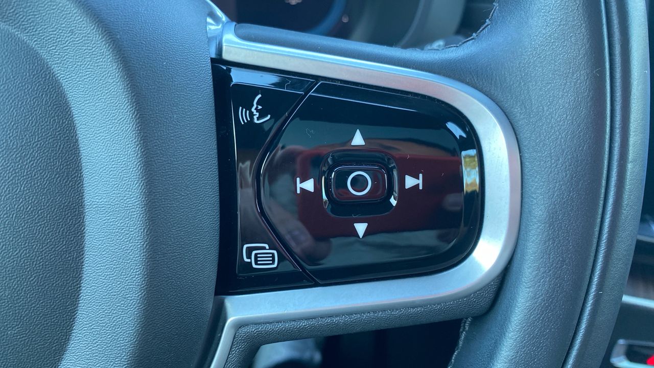 Volvo XC60 2.0 T6 RECHARGE INSCRIPTION AUTO 4WD 5P - foto 19