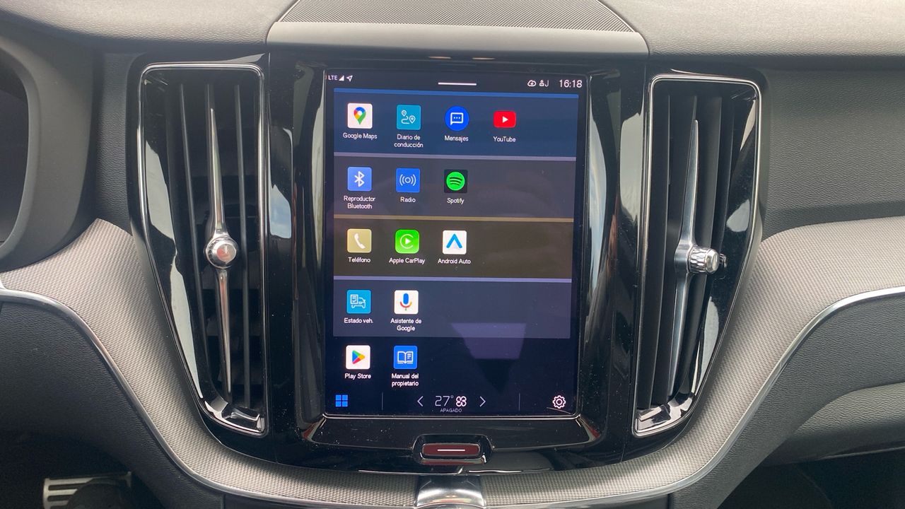 Volvo XC60 2.0 T6 RECHARGE R-DESIGN AUTO 4WD 5P - foto 13