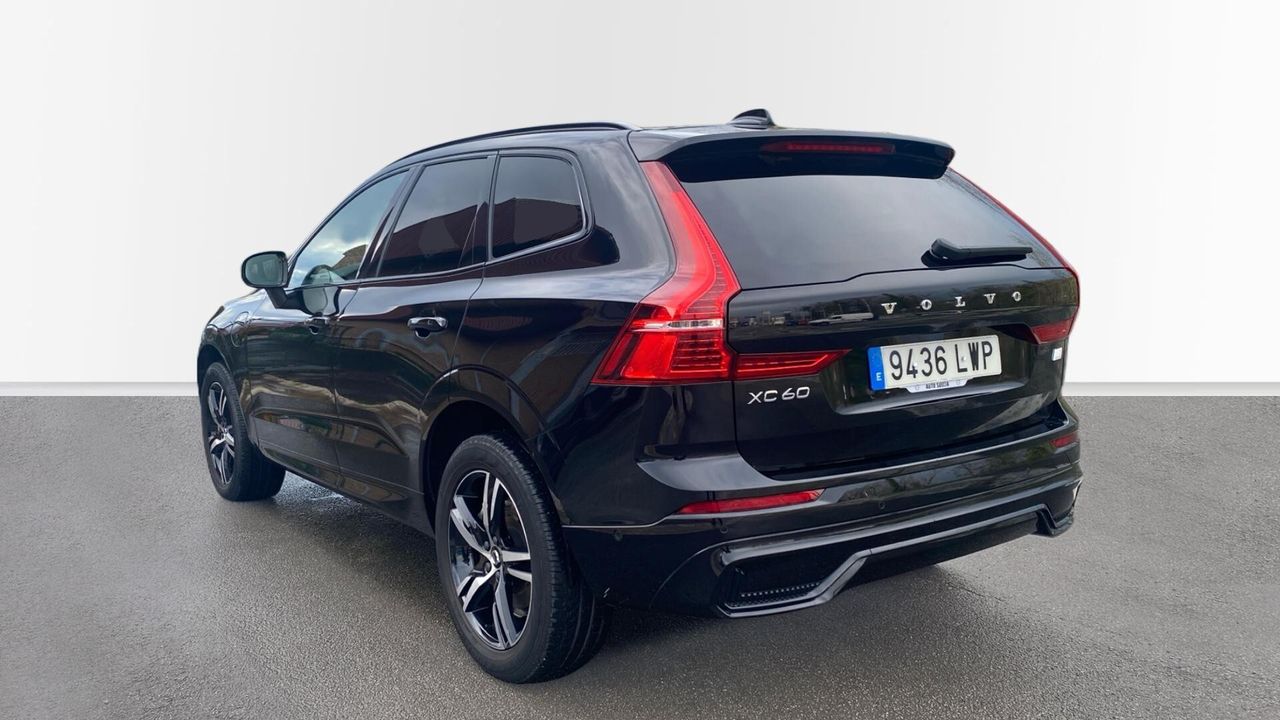 Volvo XC60 2.0 T6 RECHARGE R-DESIGN AUTO 4WD 5P - foto 2