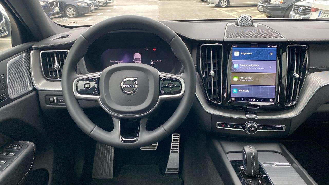 Volvo XC60 XC60 Recharge R-Design, Recharge T6 eAWD plug-in  - foto 11