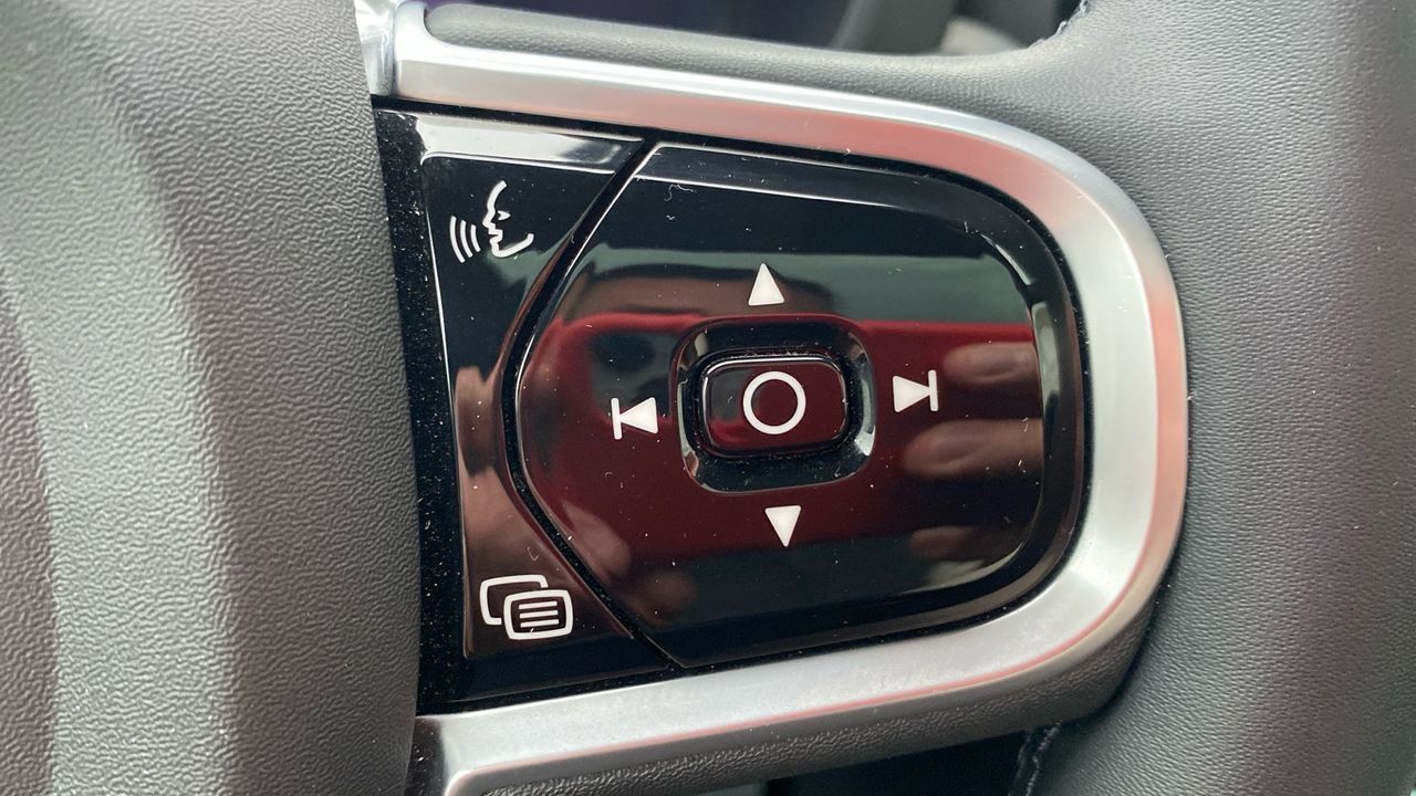 Volvo XC60 XC60 Recharge R-Design, Recharge T6 eAWD plug-in  - foto 18