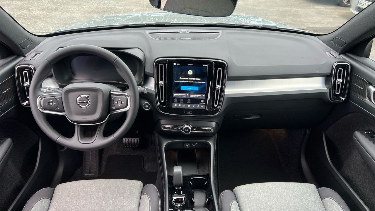 Volvo XC40 todoterreno 2.0 B3 MHEV PLUS DARK DCT 5P - foto 6