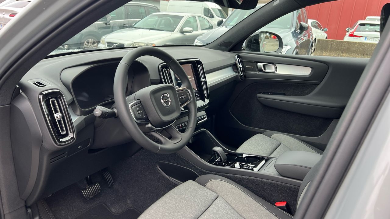 Volvo XC40 todoterreno 2.0 B3 MHEV PLUS DARK DCT 5P - foto 5