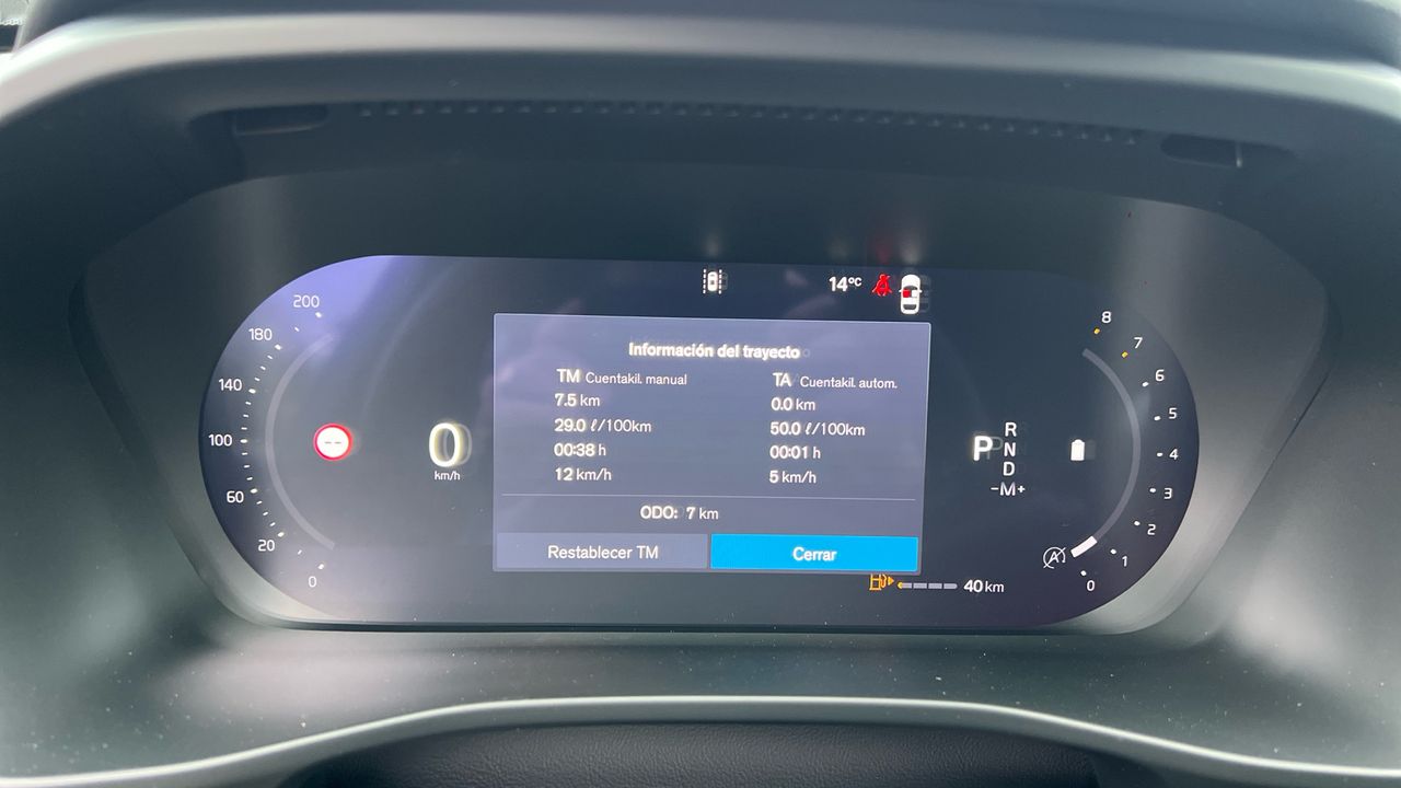 Volvo XC40 todoterreno 2.0 B3 MHEV PLUS DARK DCT 5P - foto 12