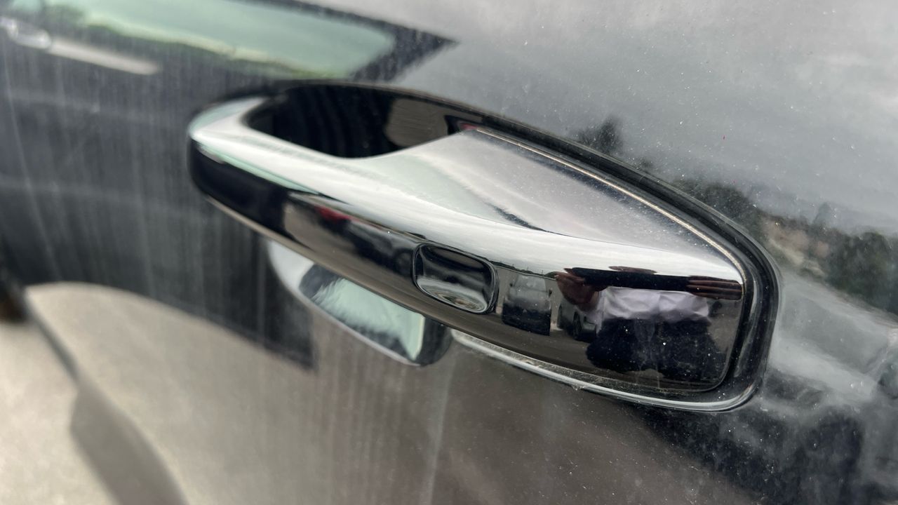 Volvo XC40 todoterreno 2.0 B3 MHEV PLUS DARK DCT 5P - foto 25