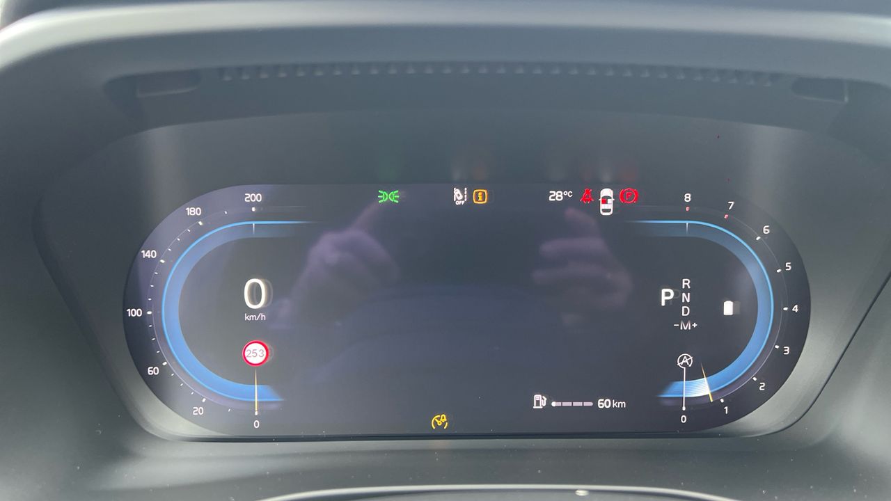 Volvo XC40 todoterreno 2.0 B3 MHEV PLUS DARK DCT 5P - foto 14