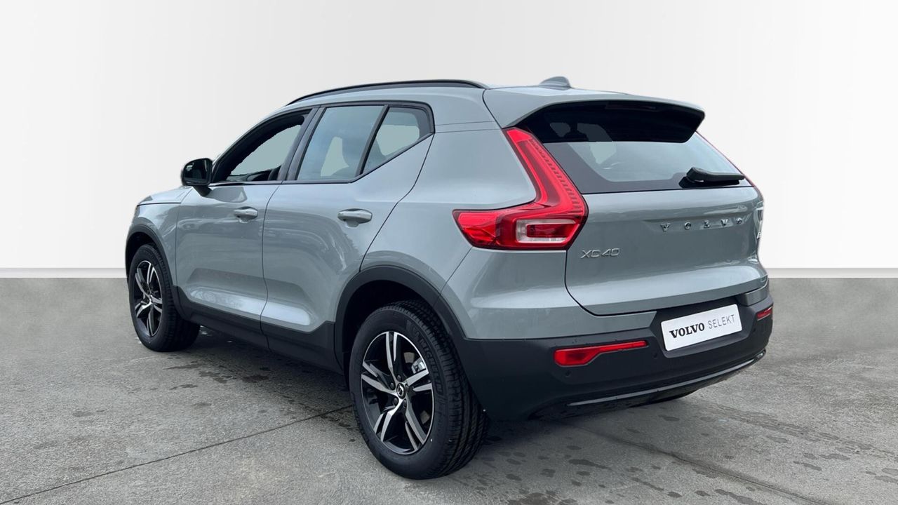 Volvo XC40 todoterreno 2.0 B3 MHEV PLUS DARK DCT 5P - foto 2