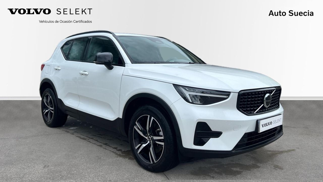 Volvo XC40 XC40 B3 (G) PLUS DARK SEMIHIBRIDO - foto 6