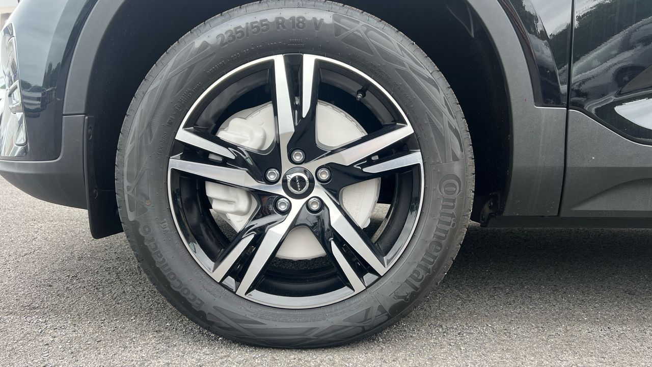 Volvo XC40 todoterreno 2.0 B3 MHEV PLUS DARK DCT 5P - foto 16