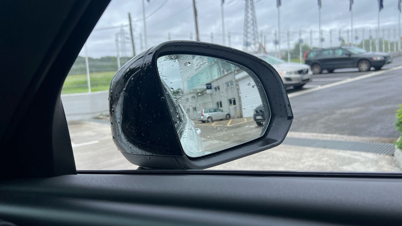 Volvo XC40 todoterreno 2.0 B3 MHEV PLUS DARK DCT 5P - foto 19