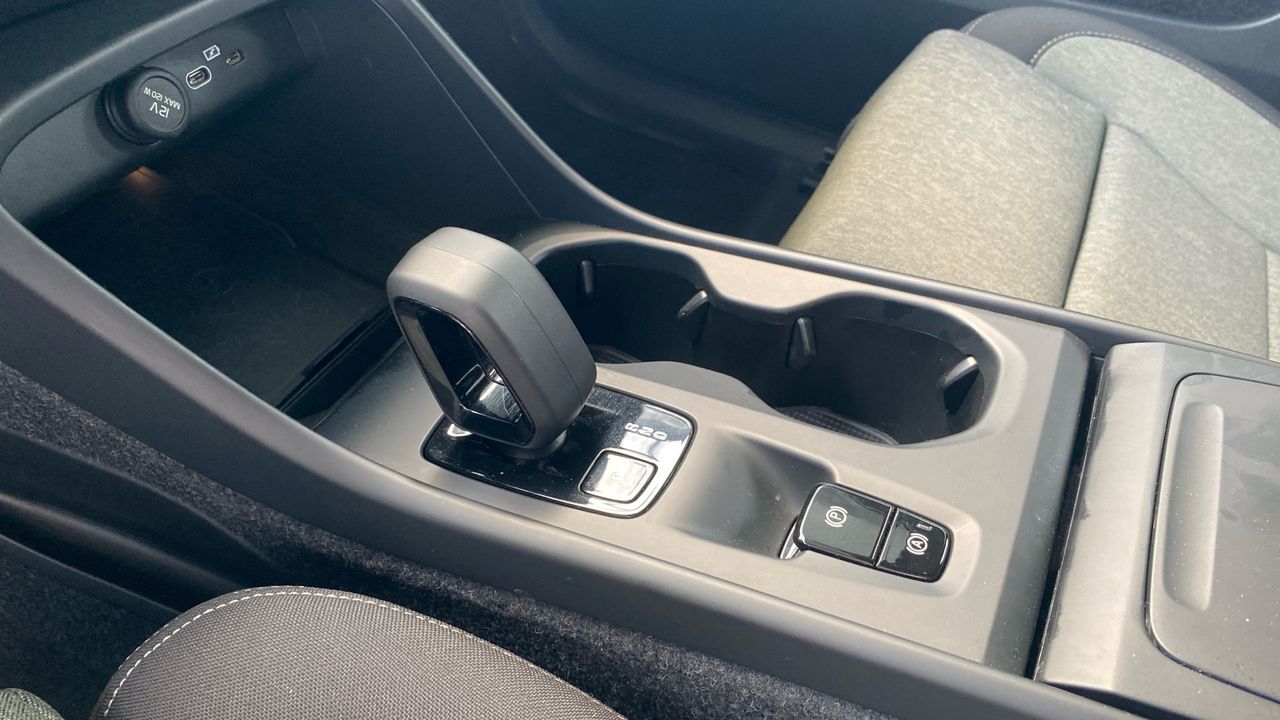 Volvo XC40 todoterreno 2.0 B3 CORE AUTO 5P - foto 17