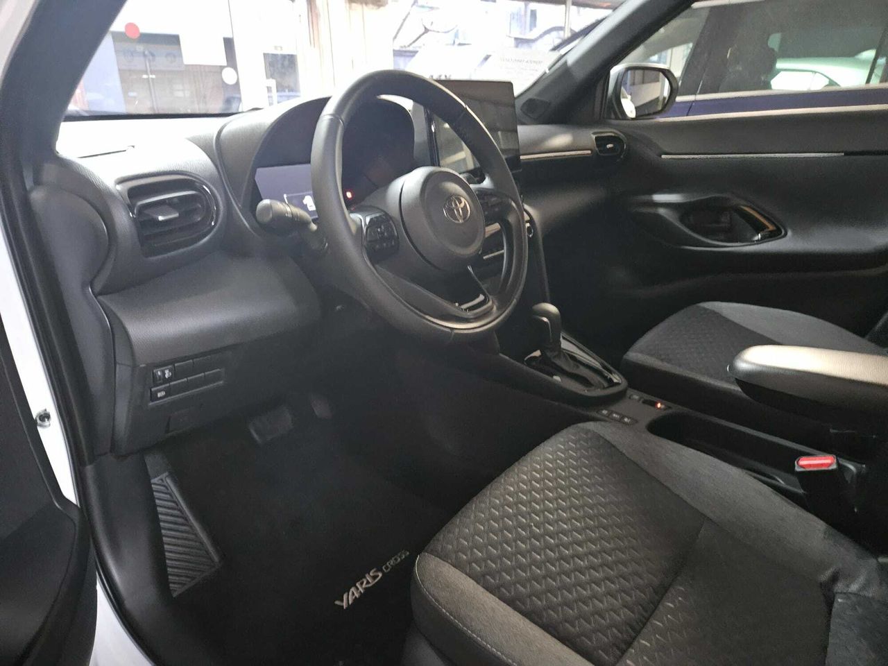 toyota yaris cross 2025 / foto grande (2)