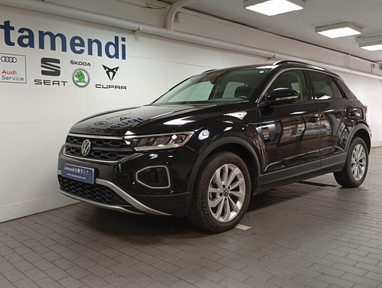 Cubiertas 245 65 r17  de segunda mano - volkswagen t-roc 2023 /