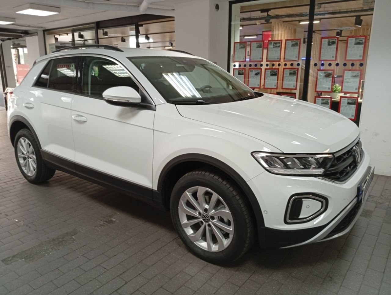 volkswagen t-roc 2025 / foto grande (3)
