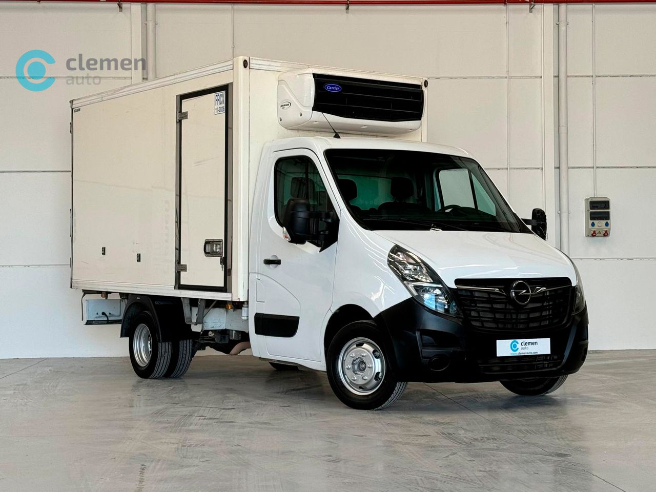 Neumaticos usados para exportacion a africa  de segunda mano - opel movano 2021 /