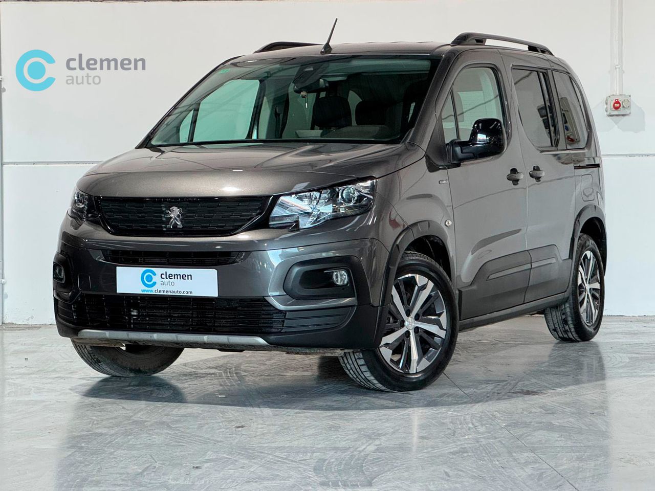 Peugeot 2008 climatizacion automatica madrid  de segunda mano en Madrid - peugeot rifter 2020 /