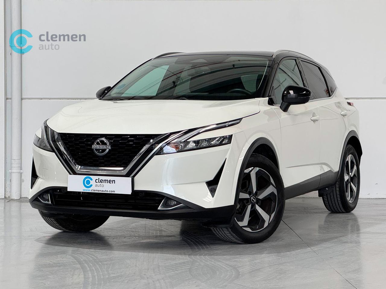Neumaticos para 4x4 para exportacion  de segunda mano - nissan qashqai 2022 /