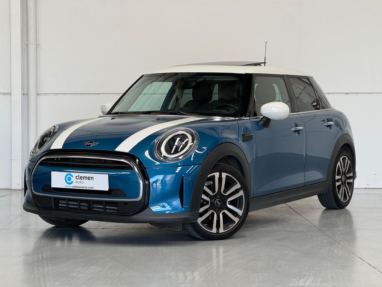 Foto mini mini 2022 /