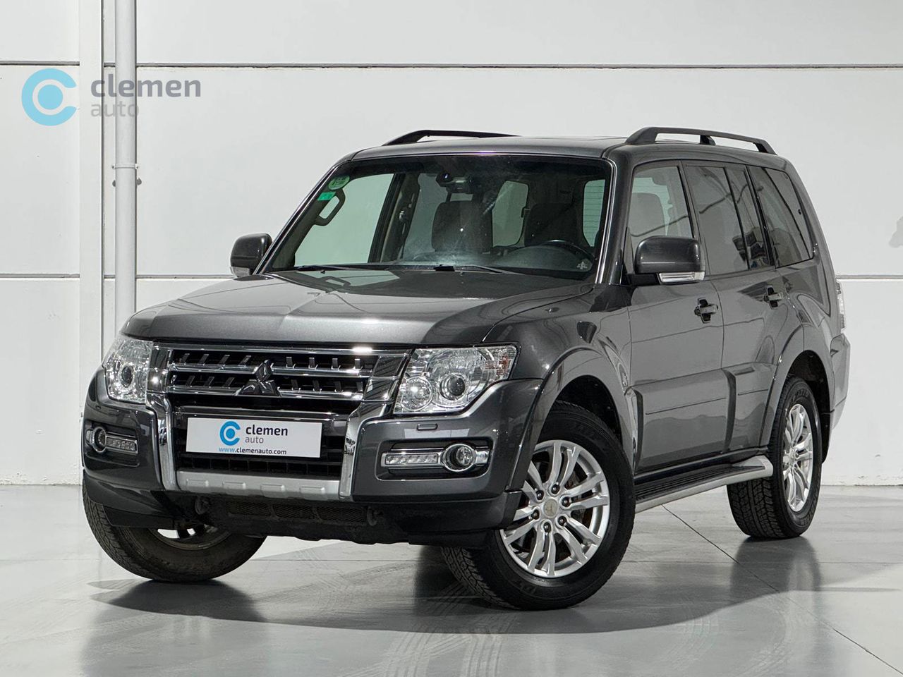 mitsubishi montero 2018 /
