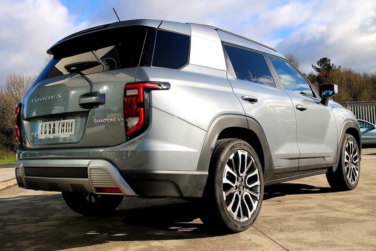 ssangyong torres 2023 / foto grande (3)