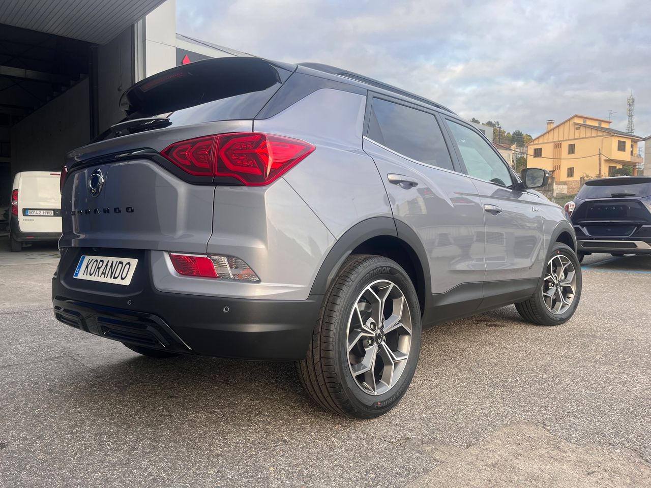 kgm korando 2025 / foto grande (2)