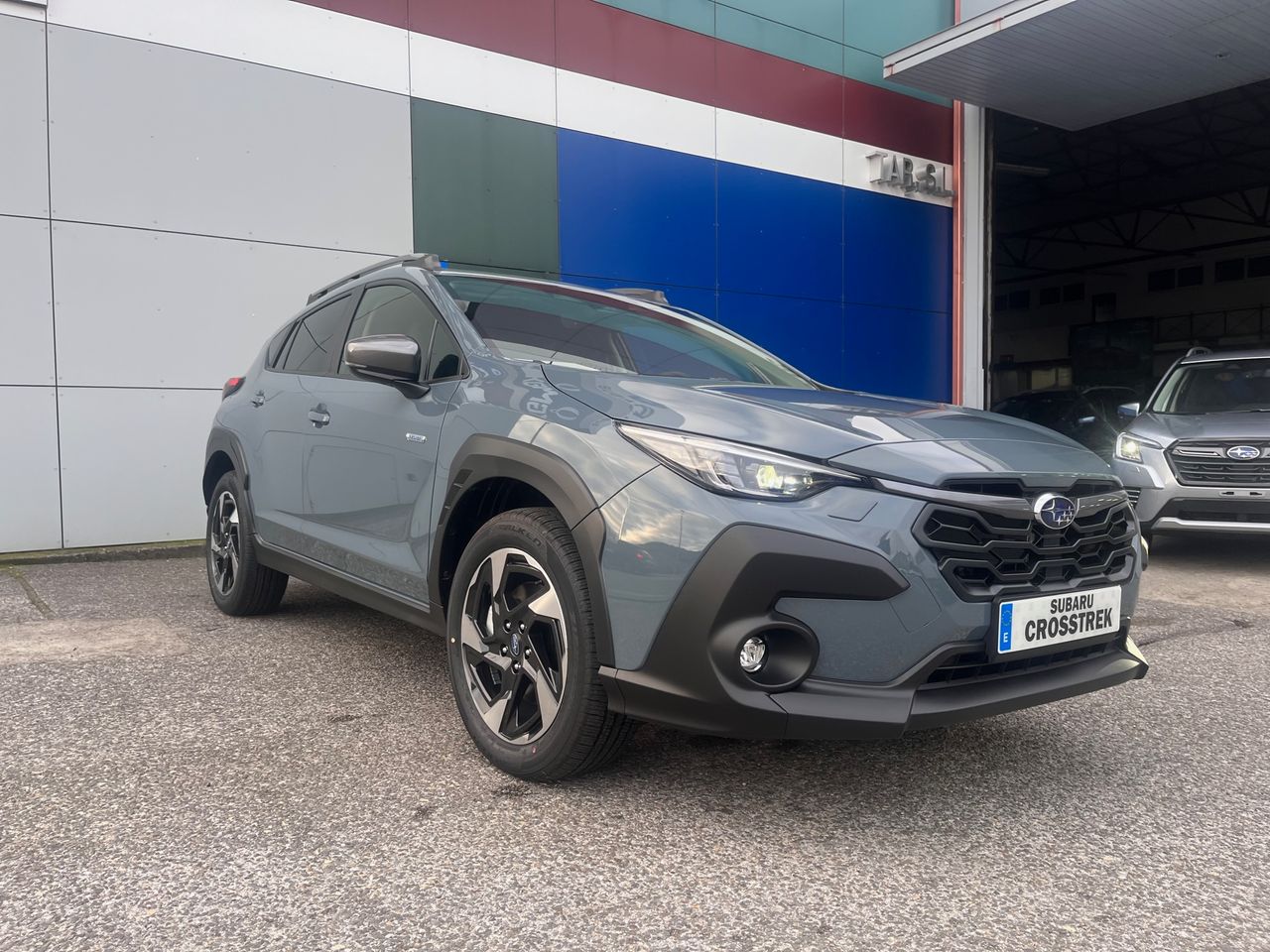 Coche hibrido con mbux  de segunda mano - subaru crosstrek 2025 /