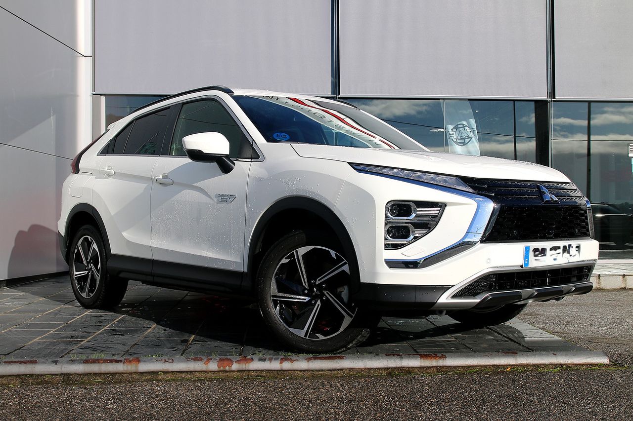 mitsubishi eclipse cross 2023 / foto grande (2)