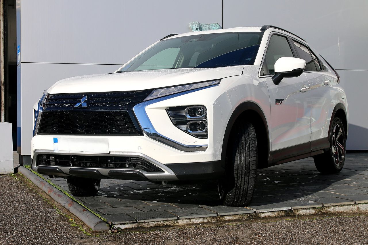 Mitsubishi eclipse cross  de segunda mano - mitsubishi eclipse cross 2023 /