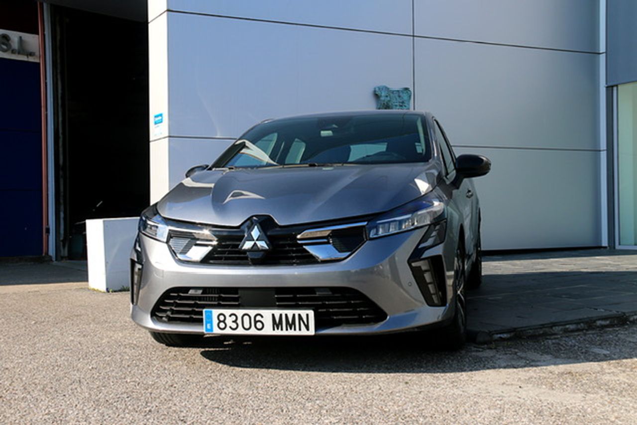 Foto mitsubishi colt 2024 /