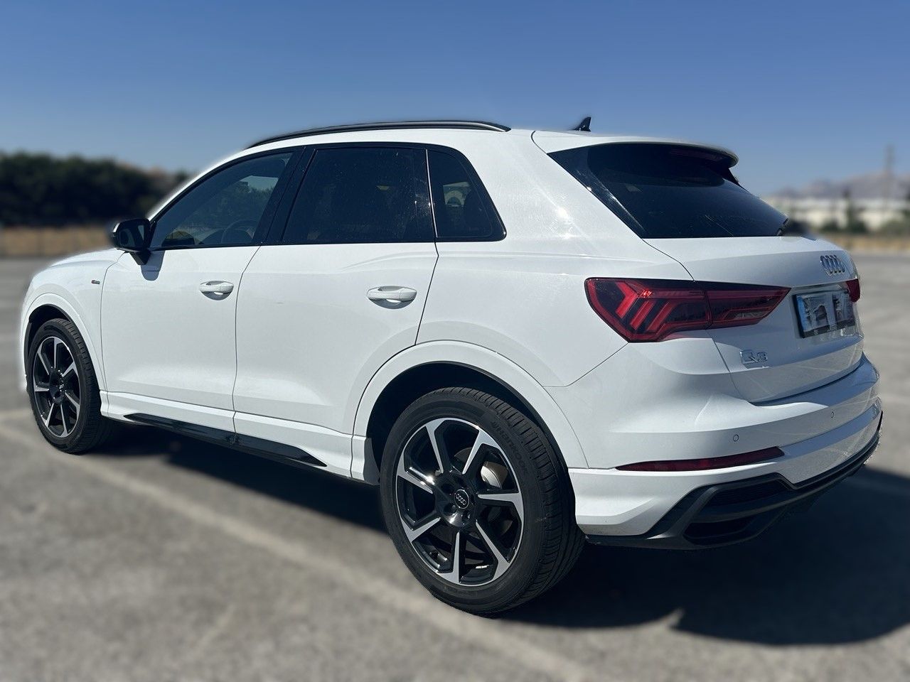 Audi Q3 S- Line - foto 5