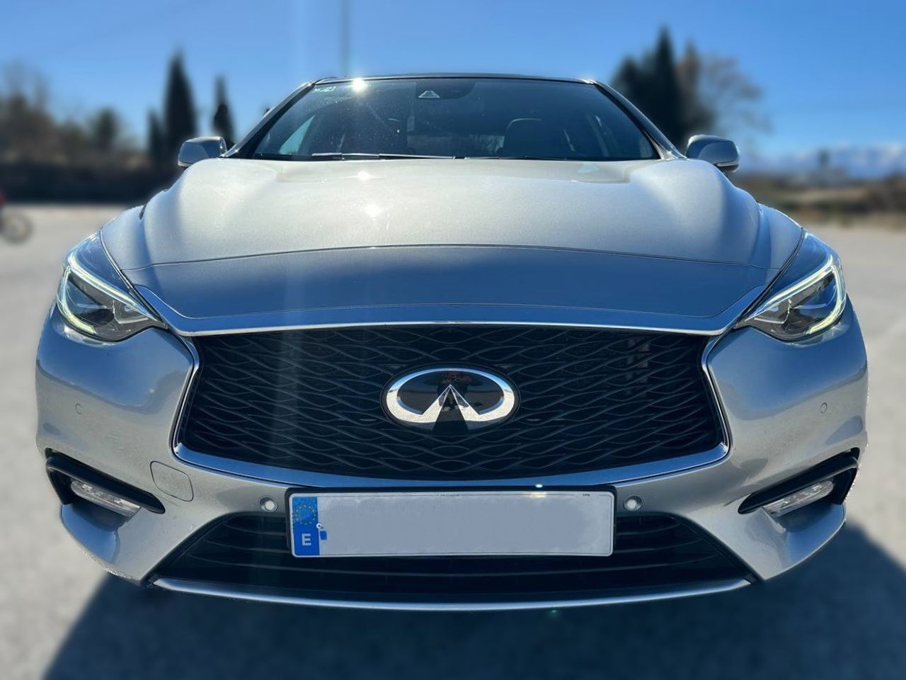infiniti q30 2016 / foto grande (2)