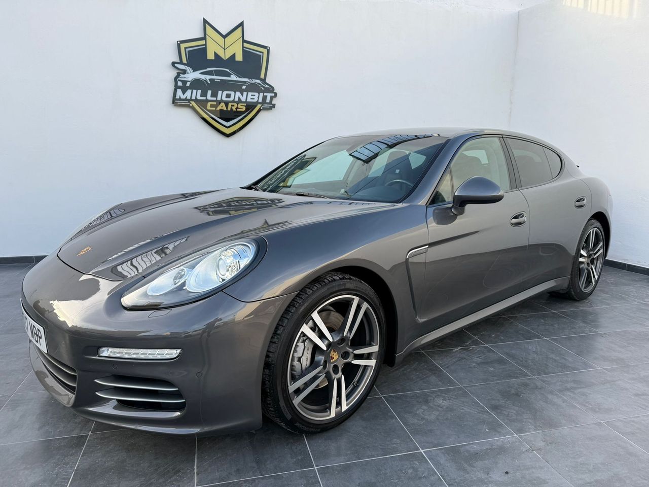 porsche panamera 2014 /