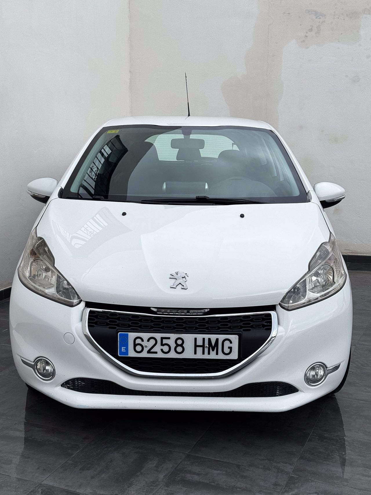 peugeot 208 2012 / foto grande (3)